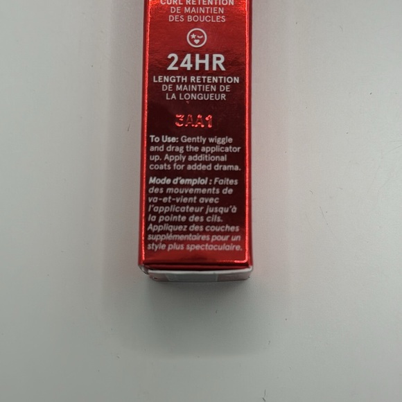 One Size Fantasize Ultimate Lifting & Lengthening Mascara. - Picture 3 of 5